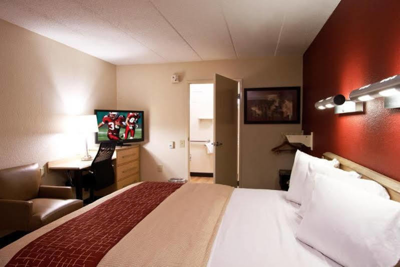 Red Roof Inn Cleveland - Independence Exterior foto